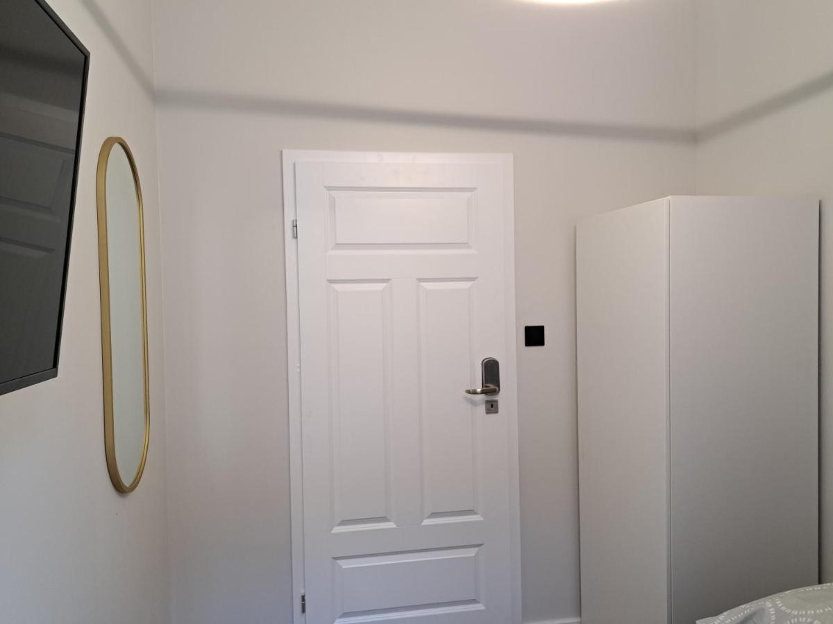 Kopernik Premium Rooms Apartment Stary Toruń Rum bild
