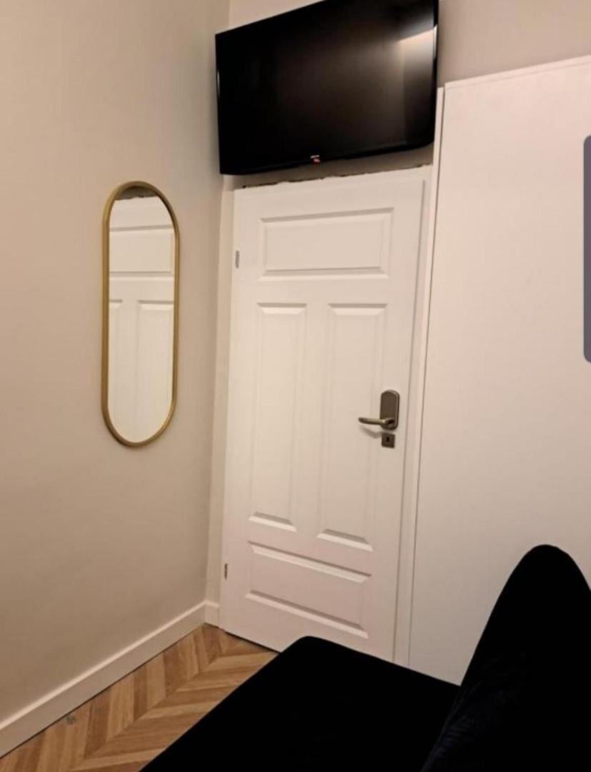 Kopernik Premium Rooms Apartment Stary Toruń Rum bild